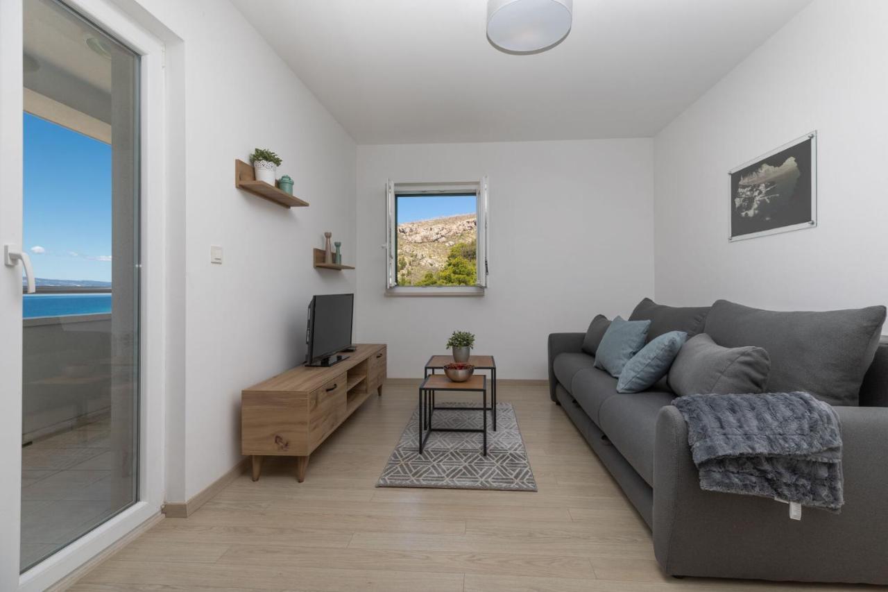 Apartments Empress Mimice Zewnętrze zdjęcie